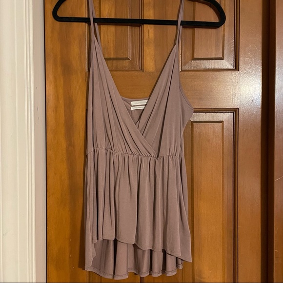 Urban Outfitters Tops - Urban Outfitters Mauve Flowy Tank